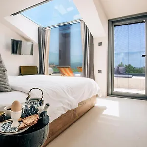 To Be Social House Курортный комплекс